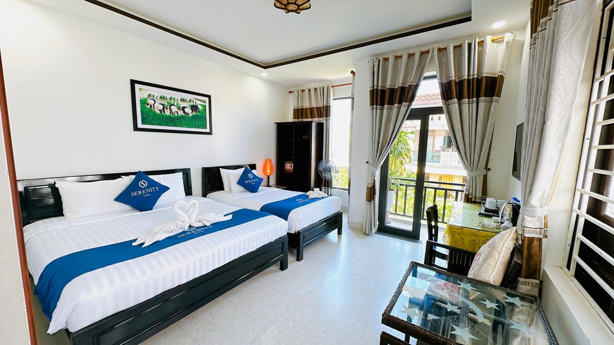 Deluxe Triple Room City View